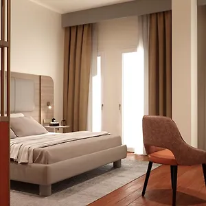 Raffaello 4*, Milano Italien