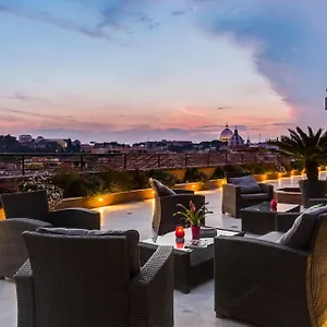 Navona Queen Rooftop Gæstehus
