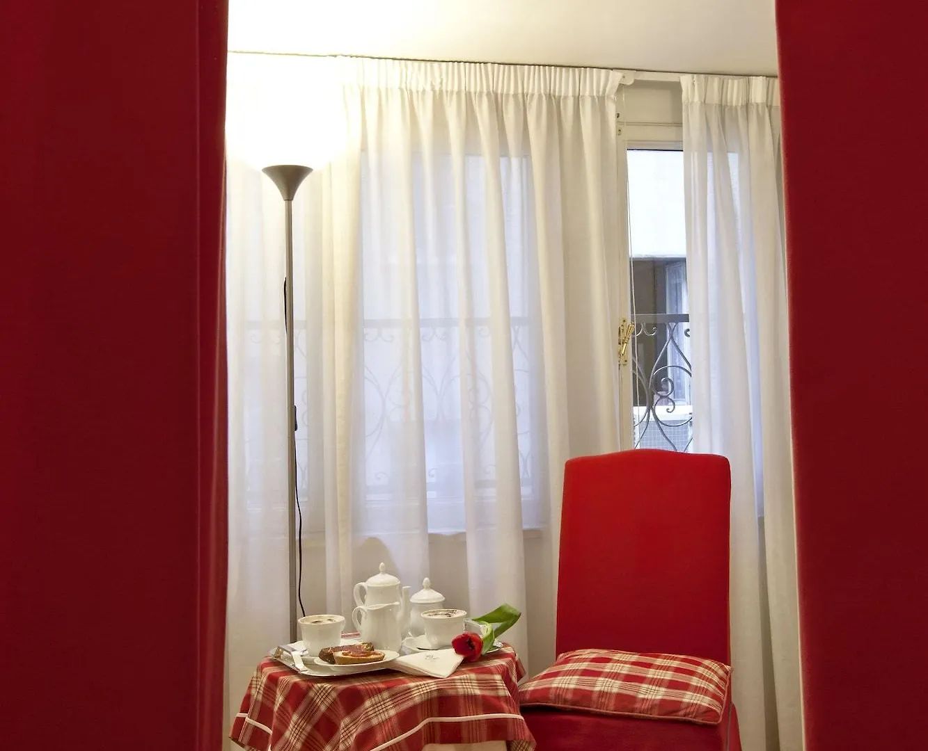 B&B Hotel Roma Italia Viminale 2*, רומא
